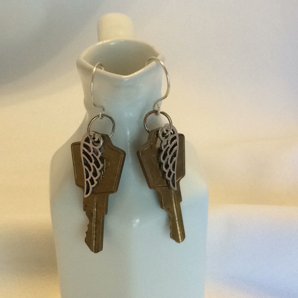 Handmade Keys and Wings Earrings ❗️ON SALE ❗️